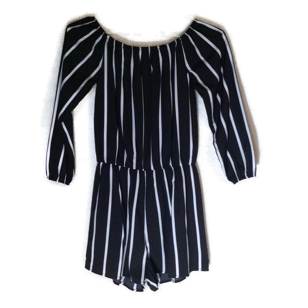 Miss Molly Women's Striped Off-the-Shoulder Romper Size Small - Summer Chic